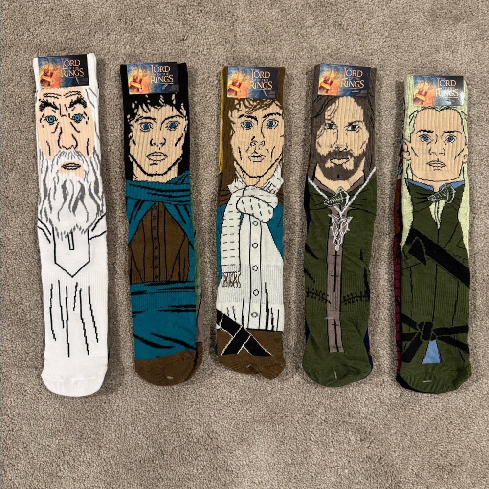 Loot Crate Exclusive Lord of the Rings Sock Set NWT